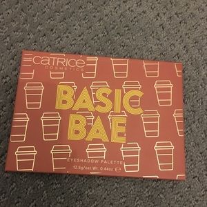 Catrice Basic Bae eyeshadow palette